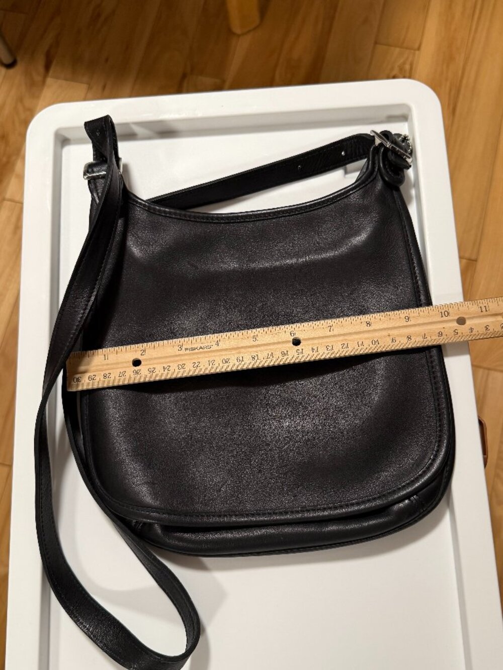 Vintage Coach Black Leather Slim Hippie Flap Saddle Purse Bag 9135 Boho - Picture 11 of 16